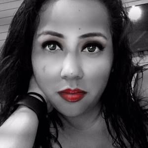 Meet your Posher, Tania